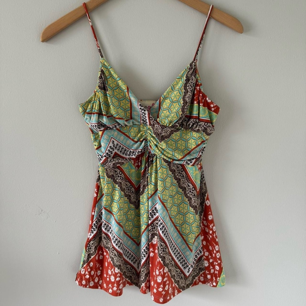 2000s be cool abstract tank